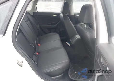 2019 Volkswagen Jetta 1.4T R-Line/1.4T S/1.4T Se z USA, uszkodzony, nr VIN 3VWC57BU4KM259532